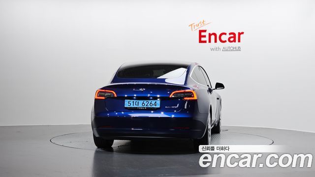 Tesla Model 3 Long Range AWD - фото 3