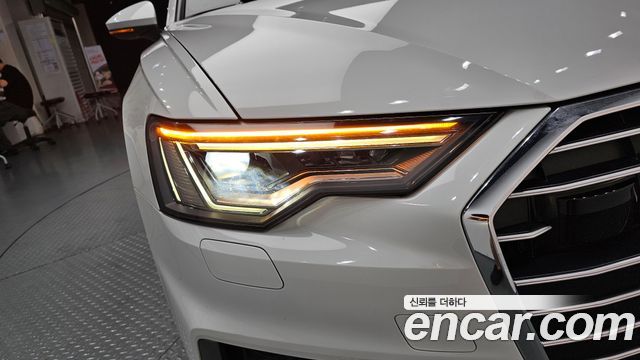 Audi A6 C8 40 TDI Premium - фото 4