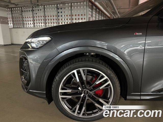 Audi Q5 45 TFSI Quattro S Line Black Ediiton - фото 4