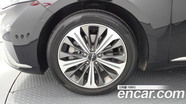 Kia K8 2.5 Gasoline 2WD Signature - фото 4
