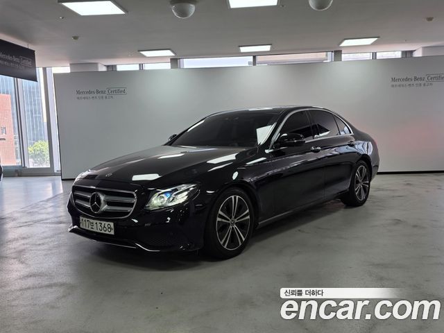 Mercedes-Benz E-Class W213 E300 Avantgarde - фото 0