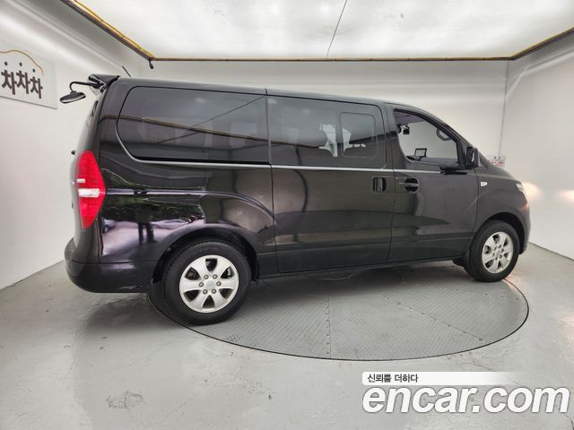 Hyundai Starex Новый 4WD Wagon 12-Seater Smart - фото 1