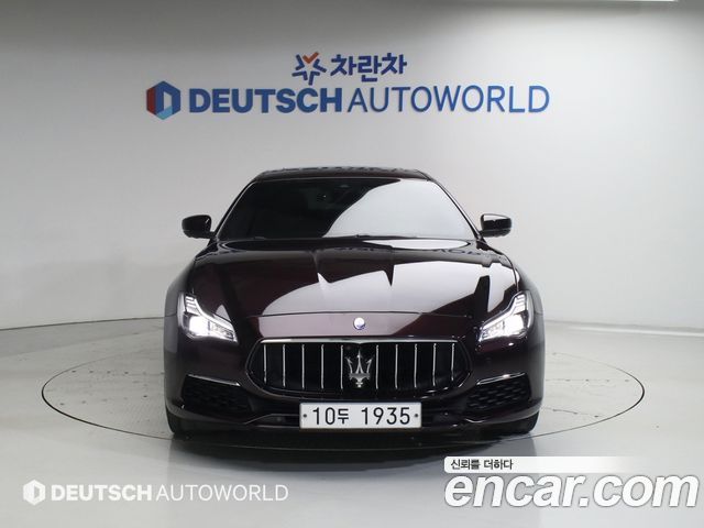 Maserati Quattroporte GTS 3.8 V8 - фото 2
