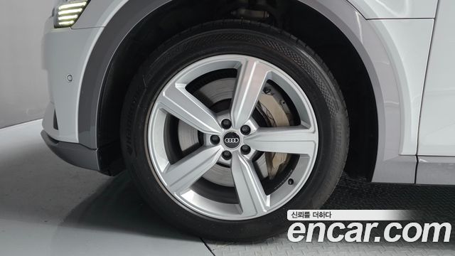 Audi e-tron 50 Quattro - фото 4