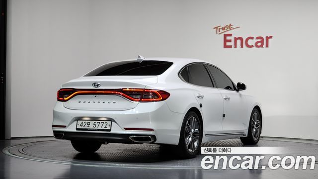 Hyundai Grandeur IG 2.4 Exclusive Special - фото 1