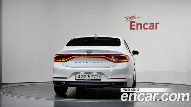 Hyundai Grandeur IG 2.4 Exclusive Special - фото 3