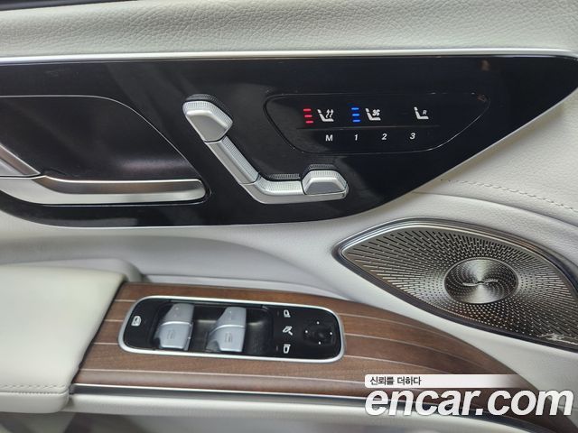 Mercedes-Benz EQS SUV EQS580 4MATIC Launch Edition - фото 3