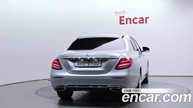 Mercedes-Benz E-Class W213 E220d 4MATIC Exclusive - фото 3
