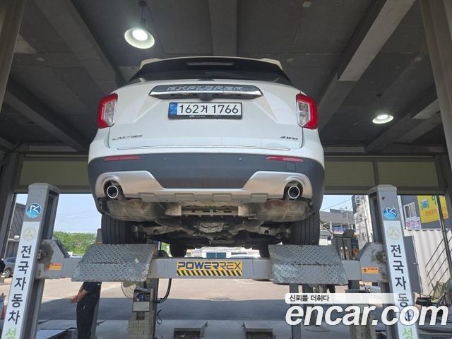 Ford Explorer 6-го поколения 2.3 LimIted 4WD - фото 1