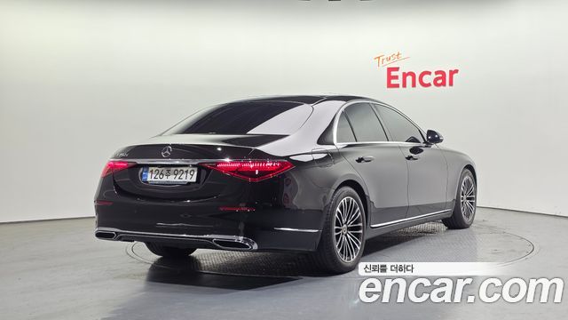 Mercedes-Benz S-Class W223 S350 d - фото 1