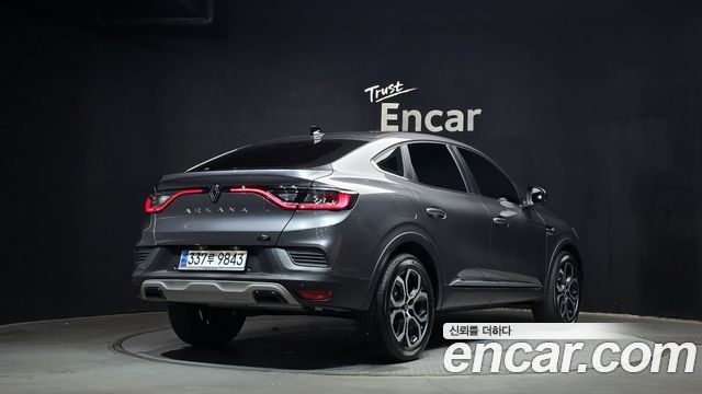 Renault Samsung Arkana 1.6 E-TECH Iconic - фото 1
