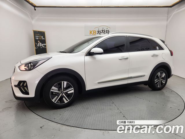 Kia Niro Новый 1.6 HEV Prestige - фото 0