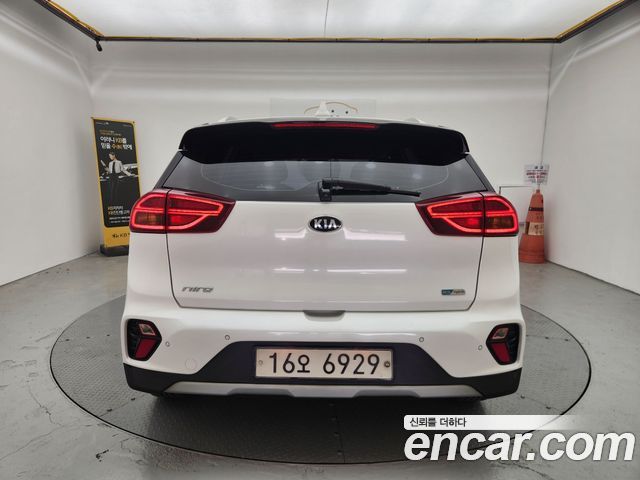 Kia Niro Новый 1.6 HEV Prestige - фото 3
