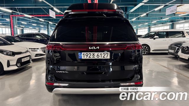 Kia Carnival 4-го поколения Gasoline 9-Seater Hi-Limousine Signature - фото 3