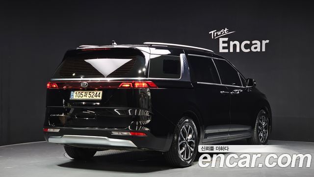 Kia Carnival 4-го поколения 9-Seater Noblesse - фото 1