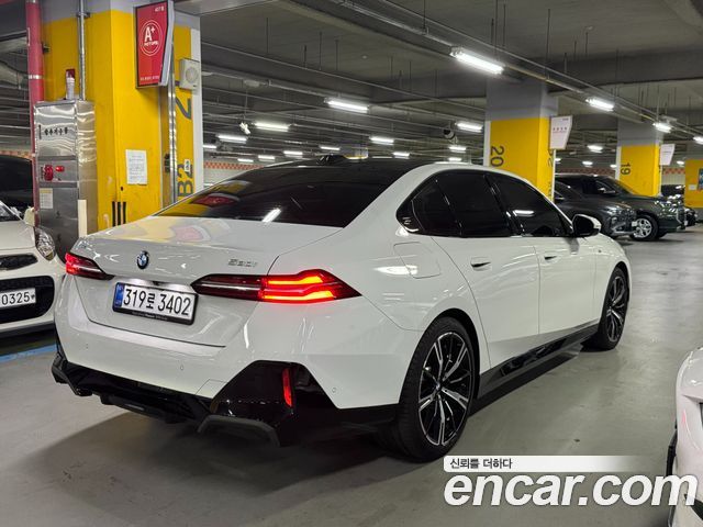BMW 5-Series G60 530i xDrive M Sport - фото 4