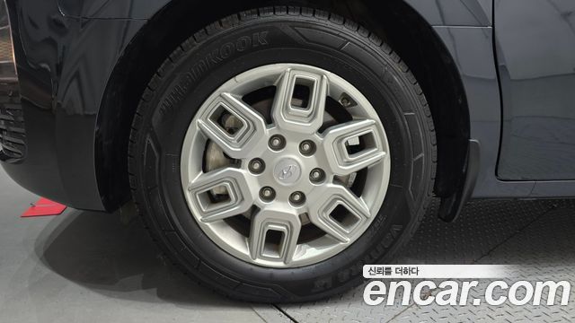 Hyundai Staria Tourer 11-Seater Modern - фото 4