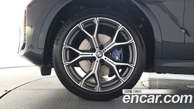 BMW X6 G06 xDrive30d M Sport - фото 3
