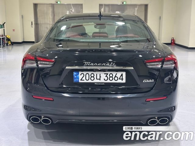 Maserati Ghibli 2.0 GT 3rd - фото 3