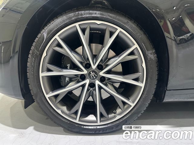 Maserati Ghibli 2.0 GT 3rd - фото 4