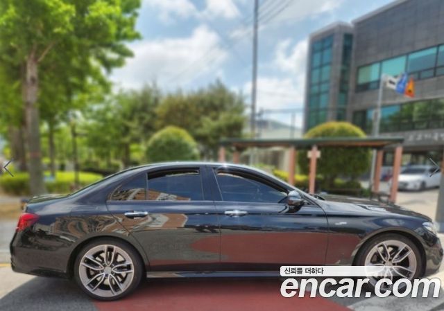 Mercedes-Benz E-Class W213 E53 AMG 4MATIC+ - фото 3