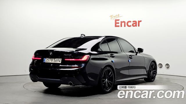 BMW 3-Series G20 320i M Sport - фото 1