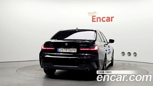 BMW 3-Series G20 320i M Sport - фото 3