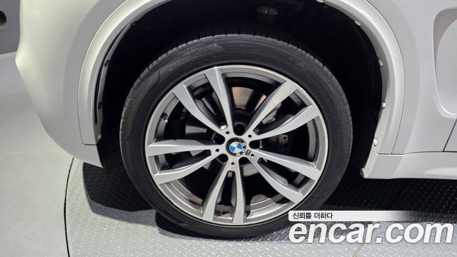 BMW X5 F15 xDrive 40d - фото 4