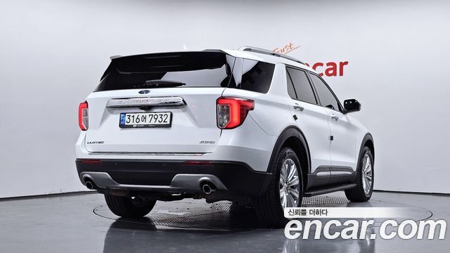Ford Explorer 6-го поколения 2.3 LimIted 4WD - фото 1