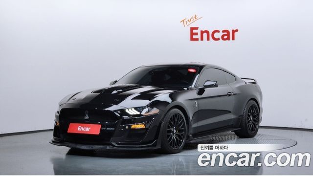 Ford Mustang GT Coupe - фото 0
