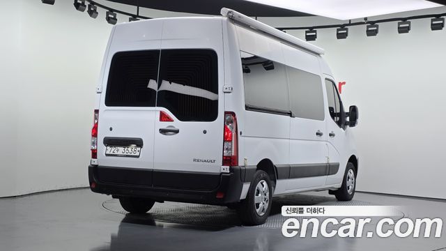 Renault Samsung Master 2.3 13-Seater - фото 1