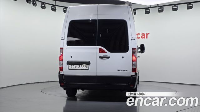Renault Samsung Master 2.3 13-Seater - фото 3