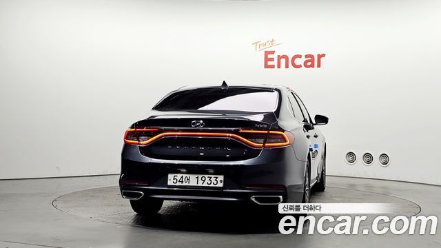 Hyundai Grandeur IG, гибрид Exclusive Special - фото 3