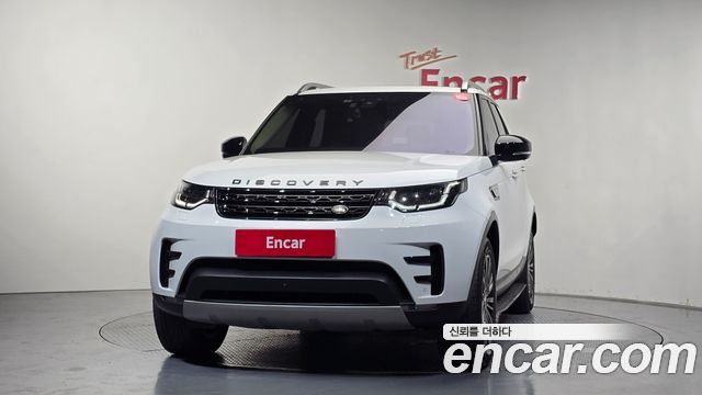 Land Rover Discovery 3.0 TD6 HSE Luxury - фото 2