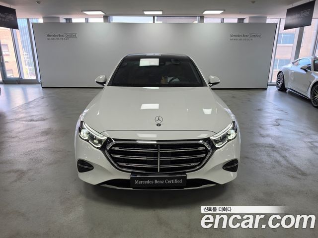 Mercedes-Benz E-Class W214 E300 4MATIC Exclusive - фото 2