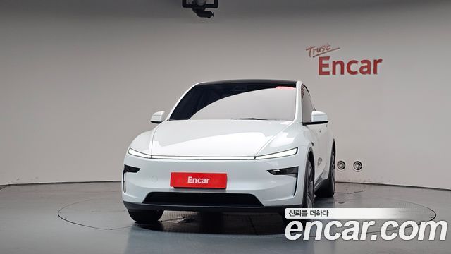 Tesla Model Y RWD - фото 1