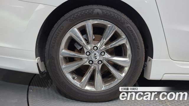 Kia Carnival Новый 9-Seater Hi-Limousine Noblesse Special - фото 4