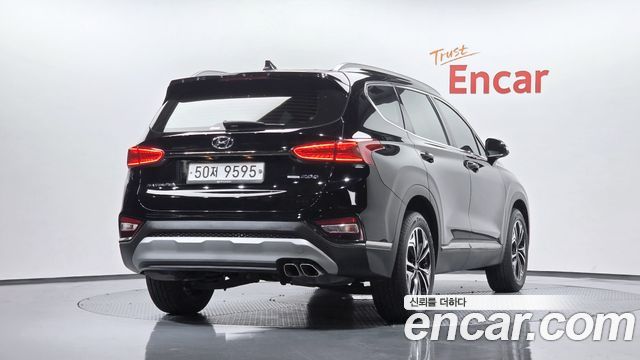 Hyundai Santafe TM Diesel 2,0 4WD Exclusive Special - фото 1