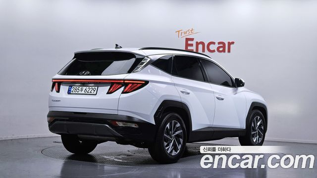 Hyundai Tucson NX4, гибрид Inspiration 2WD - фото 1