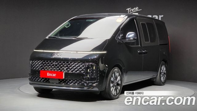 Hyundai Staria Lounge 7-Seater Inspiration - фото 0
