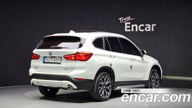 BMW X1 F48 xDrive 20i xLine - фото 1