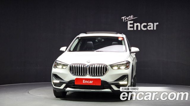 BMW X1 F48 xDrive 20i xLine - фото 2
