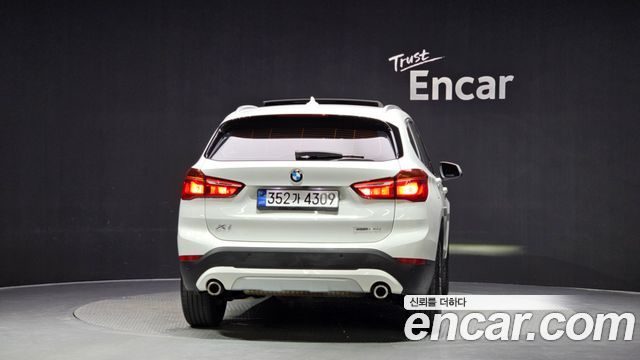 BMW X1 F48 xDrive 20i xLine - фото 3