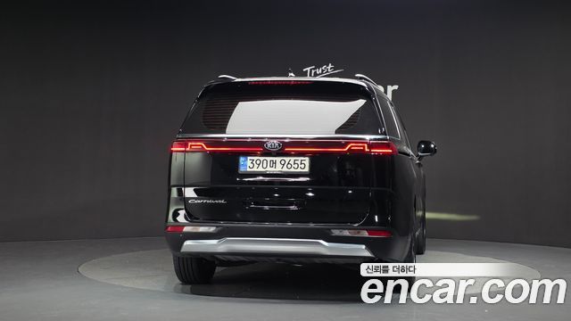 Kia Carnival 4-го поколения 9-Seater Noblesse - фото 3