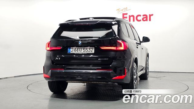 BMW X1 U11 xDrive 20i xLine - фото 3