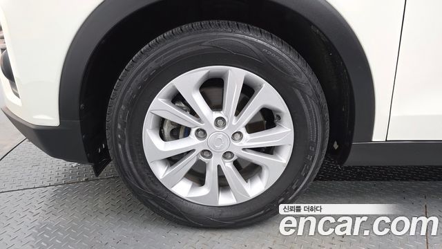 SsangYong Tivoli Gasoline 1.5 2WD V3 - фото 4