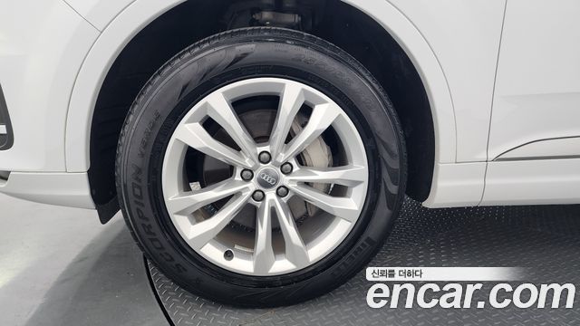 Audi Q7 45 TFSI Quattro - фото 4
