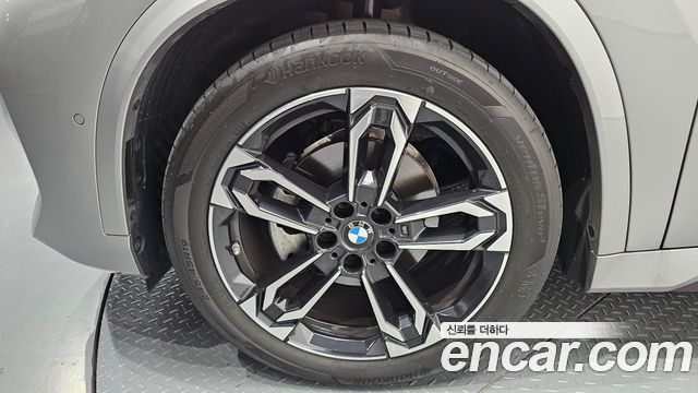 BMW X1 U11 xDrive 20i M Sport - фото 4