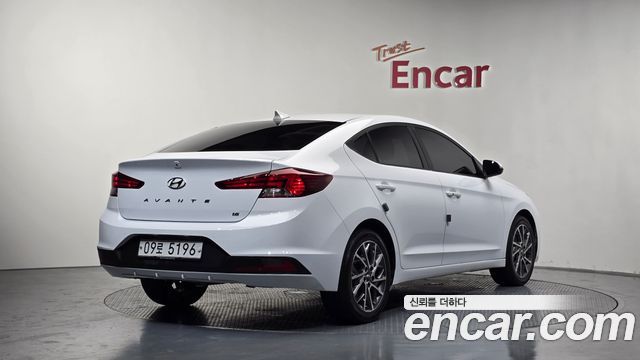 Hyundai Avante Новый AD 1.6 Style - фото 1