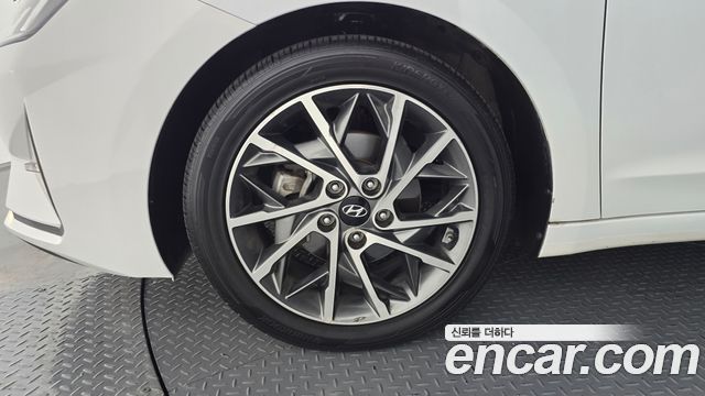 Hyundai Avante Новый AD 1.6 Style - фото 4